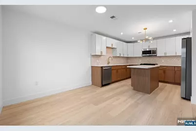 645 10th Street 2 #2, Newark, NJ 07108 - Photo 12