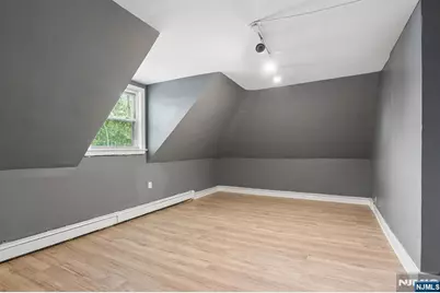 201 Center Street, Orange, NJ 07050 - Photo 16