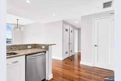 8100 River Road 905 #905, North Bergen, NJ 07047 - Photo 8