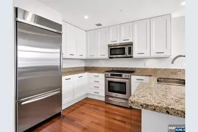 8100 River Road 905 #905, North Bergen, NJ 07047 - Photo 6