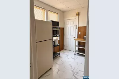 388 6th Street, Newark, NJ 07107 - Photo 10
