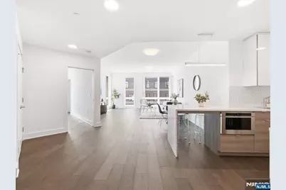 380 Newark Avenue 406 #406, Jersey City, NJ 07302 - Photo 2