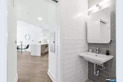 380 Newark Avenue 406 #406, Jersey City, NJ 07302 - Photo 14