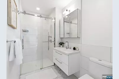 380 Newark Avenue 406 #406, Jersey City, NJ 07302 - Photo 22