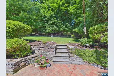 318 Beechwood Road, Ridgewood, NJ 07450 - Photo 28