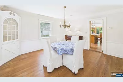 318 Beechwood Road, Ridgewood, NJ 07450 - Photo 8
