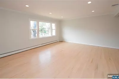 43 Spruce Avenue, Emerson, NJ 07630 - Photo 4