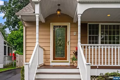 15 Oak Lane, Verona, NJ 07044 - Photo 2