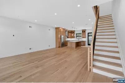 522 Valley Road 3 #3, Clifton, NJ 07013 - Photo 12