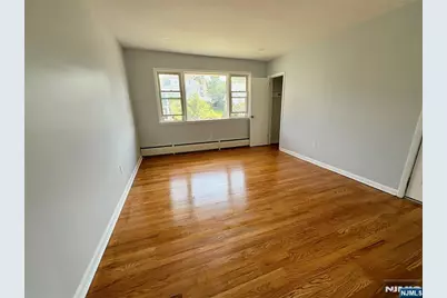321 Malcolm Avenue, Garfield, NJ 07026 - Photo 2