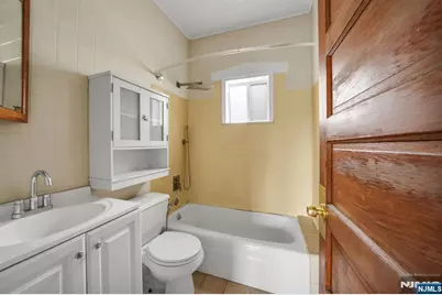 74 Christie Avenue, Clifton, NJ 07011 - Photo 18