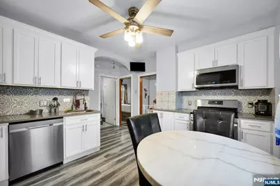 74 Christie Avenue, Clifton, NJ 07011 - Photo 4