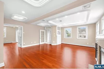 400 E 54th Street A #A, Elmwood Park, NJ 07407 - Photo 6