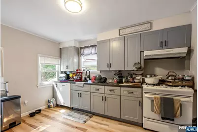1147 Goffle Road, Hawthorne, NJ 07506 - Photo 10