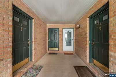 234 Vista Drive 134 #134, Hanover Township, NJ 07927 - Photo 2