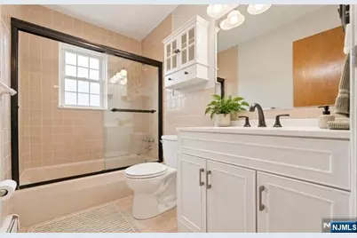 605 Grove Street, Clifton, NJ 07013 - Photo 18
