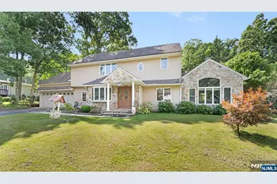127 Mountain Circle, West Milford, NJ 07480 - Photo 2