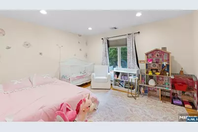127 Mountain Circle, West Milford, NJ 07480 - Photo 22