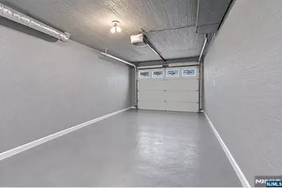 8 Vanderbilt Place, North Arlington, NJ 07031 - Photo 24