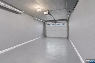 8 Vanderbilt Pl, North Arlington, NJ 07031 - Photo 24