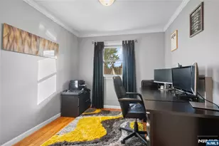 8 Vanderbilt Pl, North Arlington, NJ 07031 - Photo 12