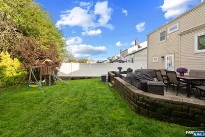 8 Vanderbilt Place, North Arlington, NJ 07031 - Photo 20