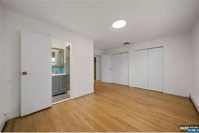 75 Liberty Place, Palisades Park, NJ 07650 - Photo 18