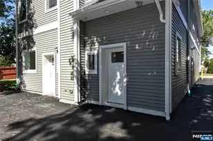 7 Bergen Street 201, Westwood, NJ 07675 - Photo 2
