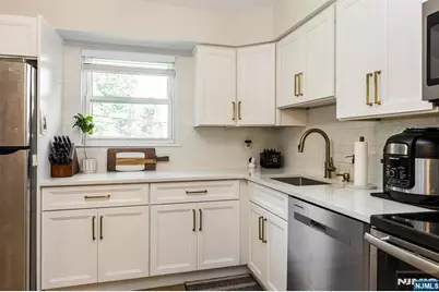 7 Van Vleck, Montclair, NJ 07042 - Photo 16