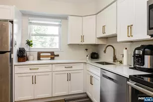 7 Van Vleck 1, Montclair, NJ 07042 - Photo 16