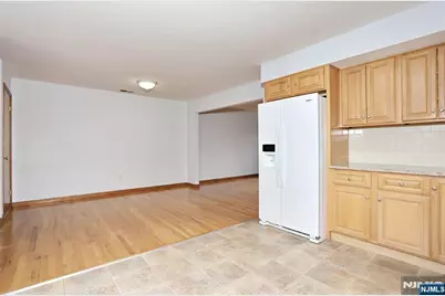 401 3rd A #A, Carlstadt, NJ 07072 - Photo 10