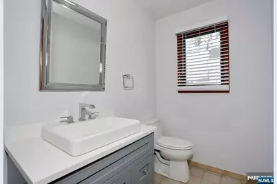 401 3rd A #A, Carlstadt, NJ 07072 - Photo 6