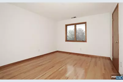 401 3rd A #A, Carlstadt, NJ 07072 - Photo 22