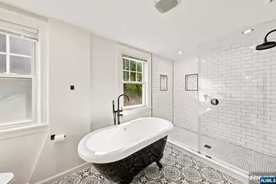 724 Eagle Rock Avenue, West Orange Township, NJ 07052 - Photo 24