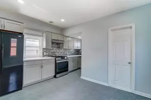 27 Honiss Street 2, Belleville, NJ 07109 - Photo 14