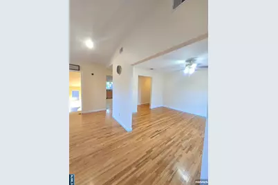 211 Columbus Avenue 2nd/F #2nd/F, Palisades Park, NJ 07650 - Photo 6