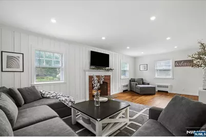783 Woodland Avenue, Oradell, NJ 07649 - Photo 8