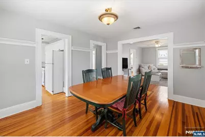 81 Locust Avenue, Emerson, NJ 07630 - Photo 8