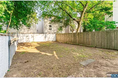 800 S 15th Street, Newark, NJ 07108 - Photo 22