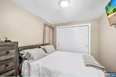 44 Zazzetti Street, Waldwick, NJ 07463 - Photo 14