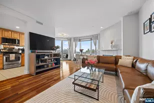 600 Harbor Blvd 964, Weehawken, NJ 07086 - Photo 2