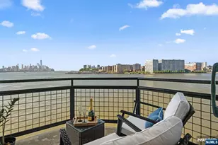 600 Harbor Blvd 964, Weehawken, NJ 07086 - Photo 1