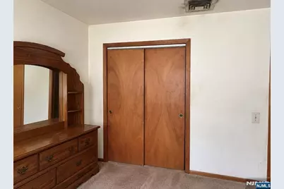 181 6th Street, Saddle Brook Township, NJ 07663 - Photo 18
