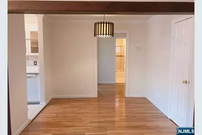 300 E Homestead Avenue A5 #A5, Palisades Park, NJ 07650 - Photo 6