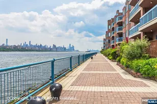 311 Hancock Ct 311, Edgewater, NJ 07020 - Photo 26