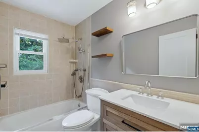 158 Morningside Road, Paramus, NJ 07652 - Photo 8