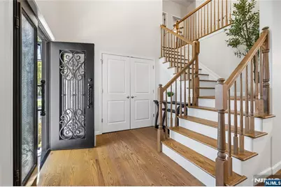 331 Elmwood Drive, Paramus, NJ 07652 - Photo 4