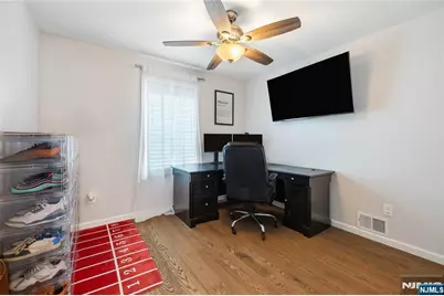 331 Elmwood Drive, Paramus, NJ 07652 - Photo 12