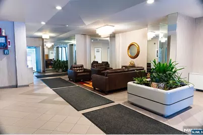 2180 Center 7D #7D, Fort Lee, NJ 07024 - Photo 4