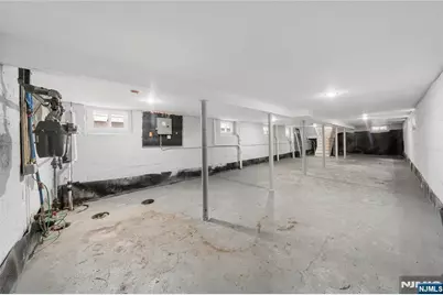 303 Ellis Avenue, Irvington, NJ 07111 - Photo 8